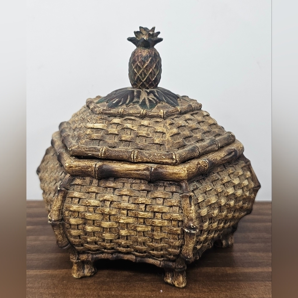 Unique Vintage Trinket Jewelry Box Chinese Style Woven Pineapple Lid Footed